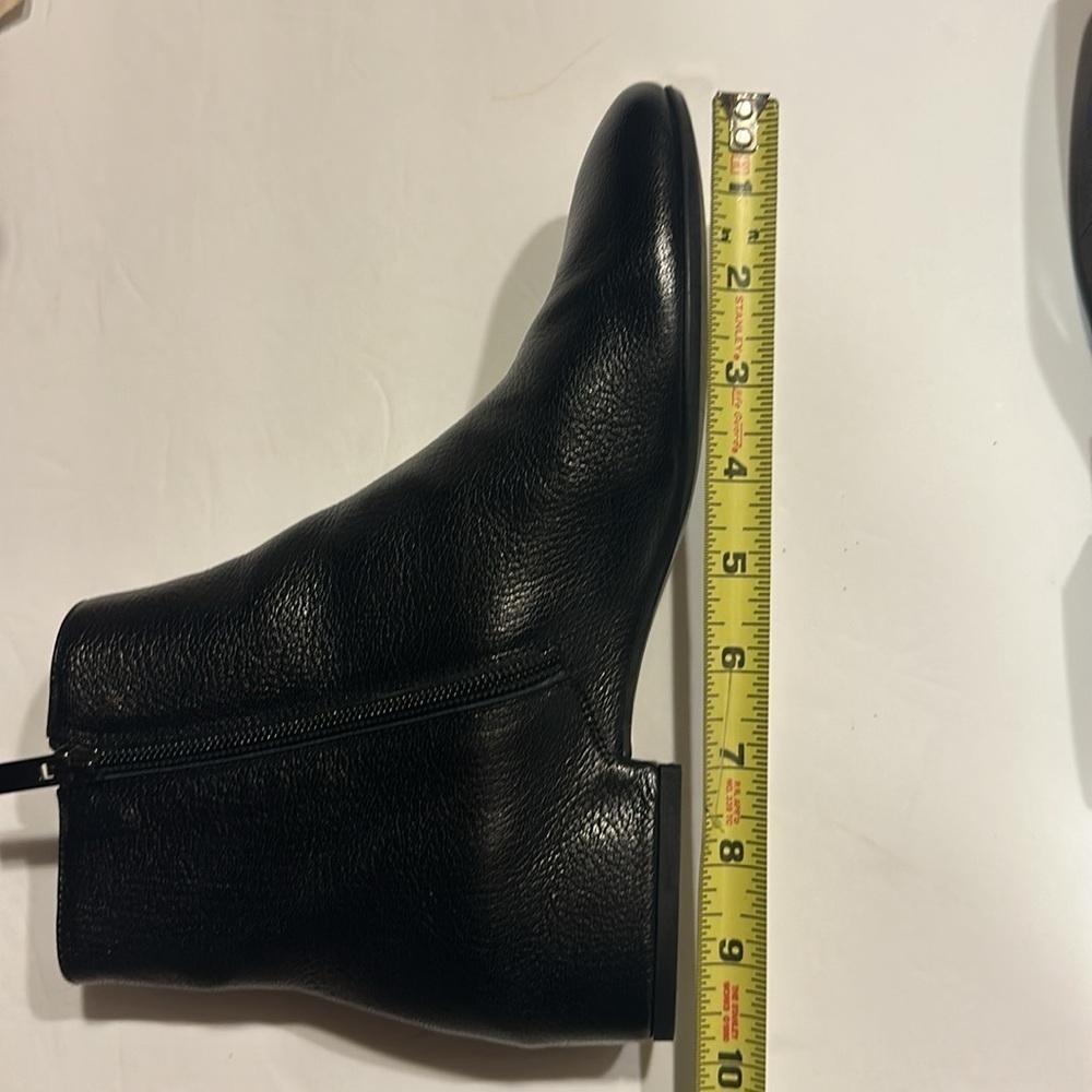Aquatalia Ulysses made in Italy ankle black leather pebbled booties side zipper - Picture 15 of 15